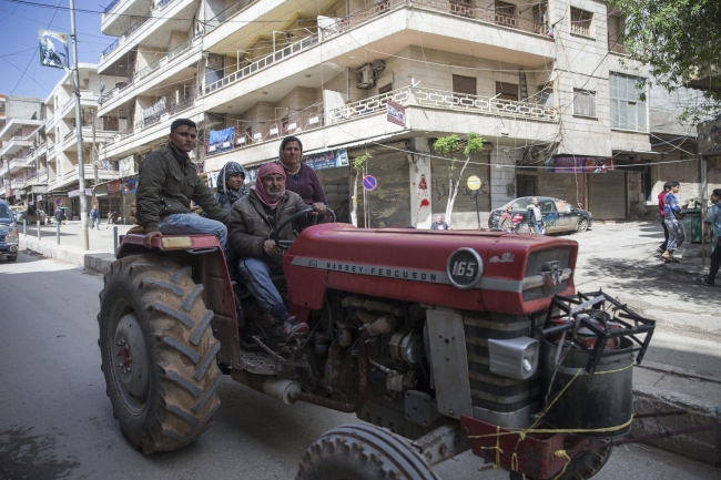 Afrin'de günlük yaşam normale dönüyor